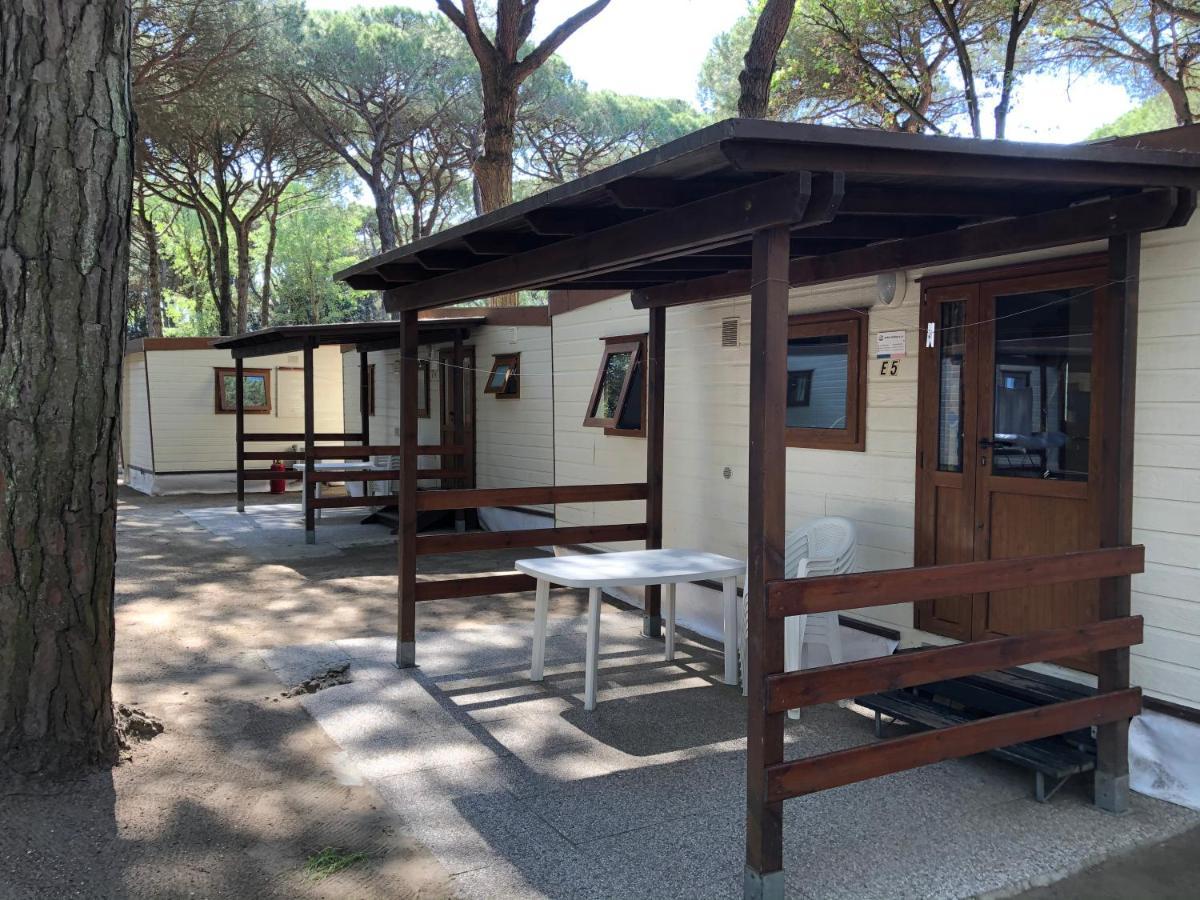 Buona Mobile Homes On Camping Mare E Pineta Lido di Spina Luaran gambar