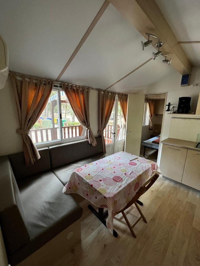 Buona Mobile Homes On Camping Mare E Pineta Lido di Spina Luaran gambar